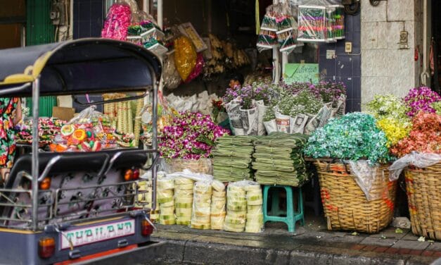 Where to Shop in Chiang Mai on a Budget: Best Markets, Shops & Bargains